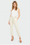 Loose-fitting trousers