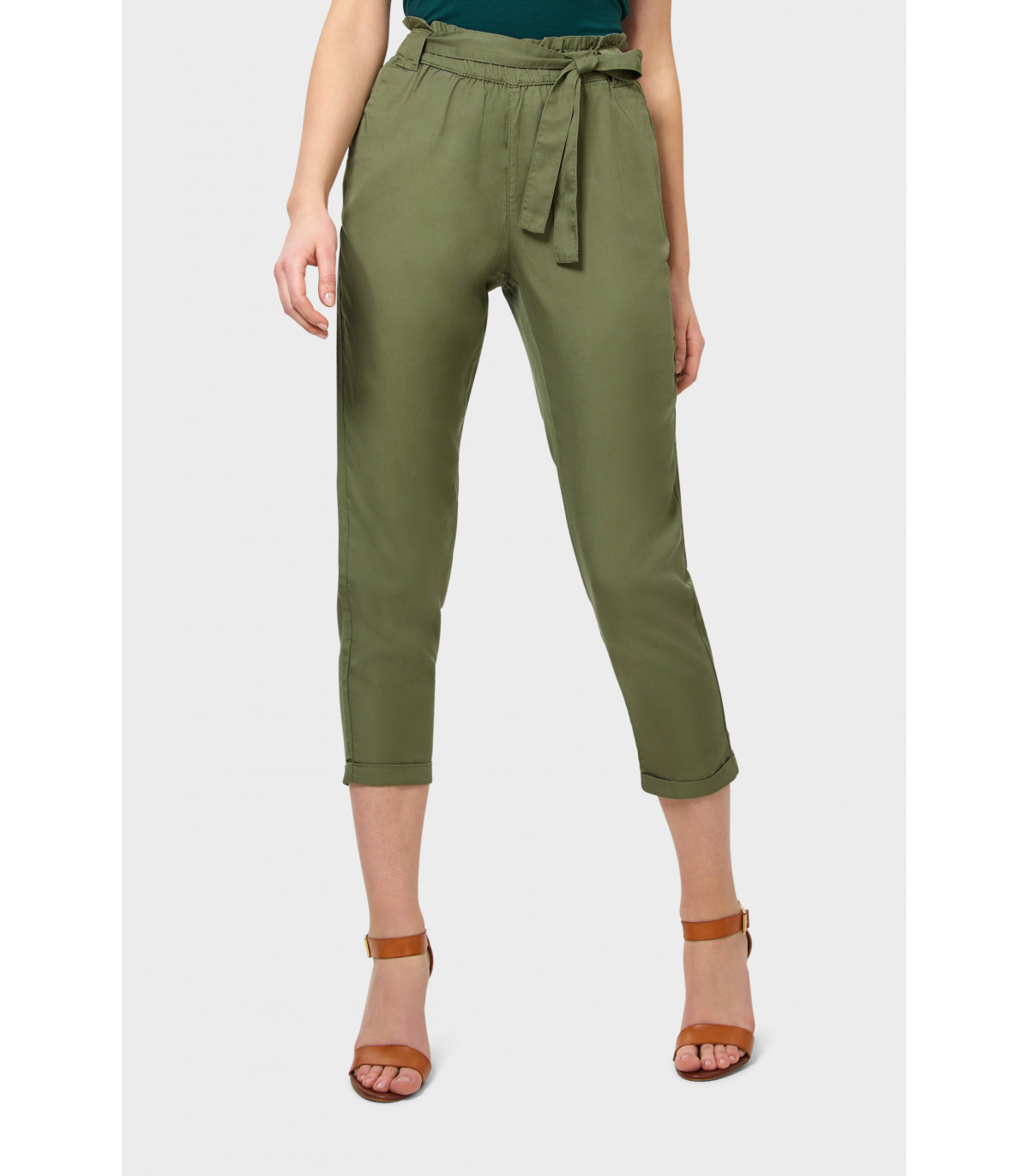 Loose fit: trousers with a high-rise waistband - ecru | Comma-vdbnhatranghotel.vn